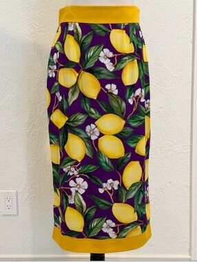 Dolce and Gabbana Vibrant Lemon Print Pencil Skirt - Purple & Yellow